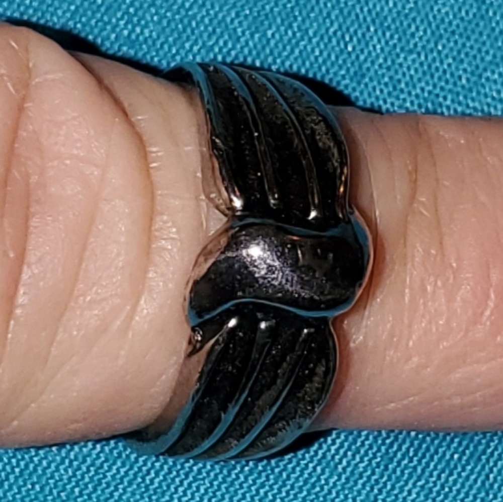 FREE SHIPPING...STERLING SILVER .925 RING SIZE 6